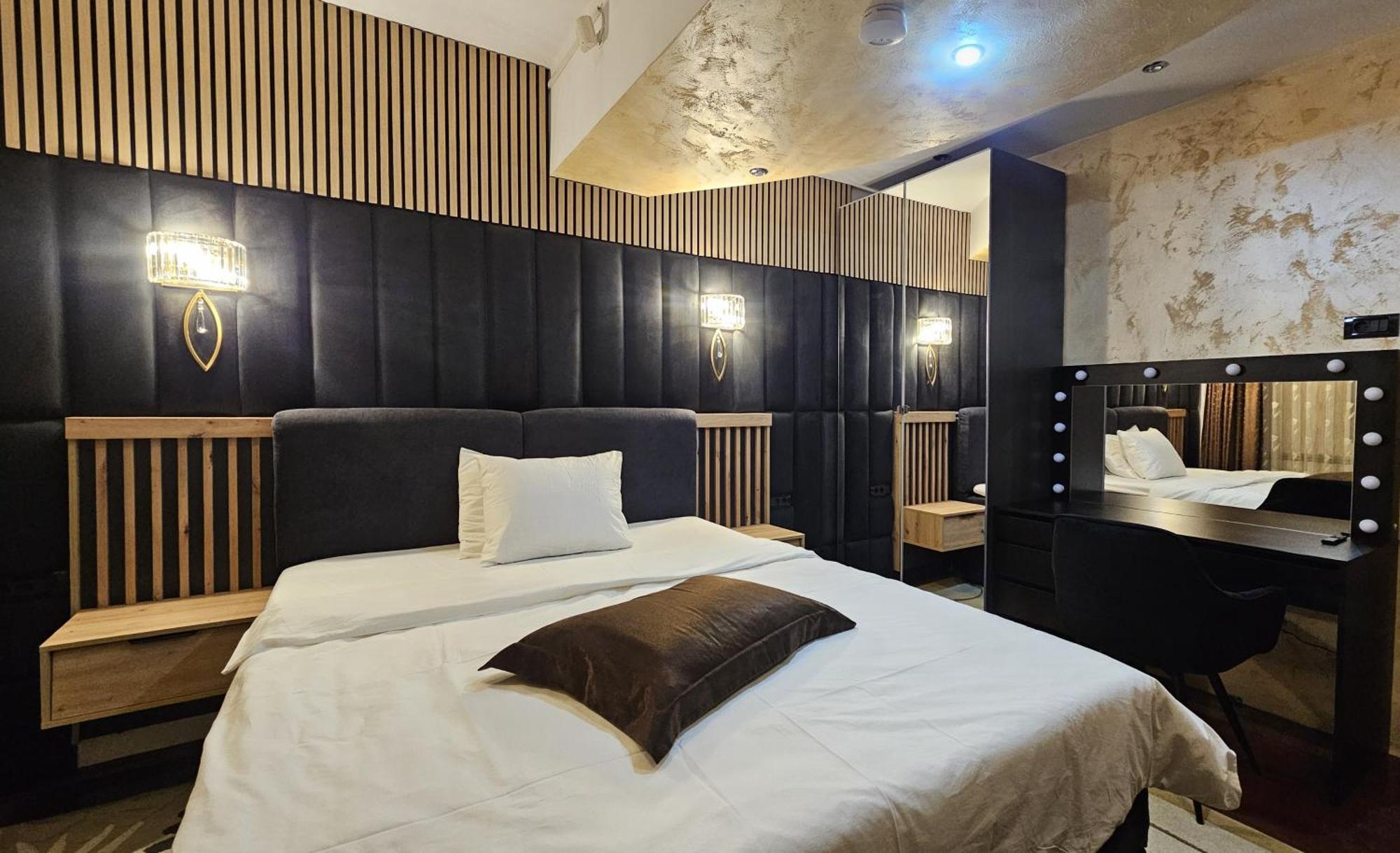 Simple Villa Rooms National Arena Self Check In ブカレスト エクステリア 写真