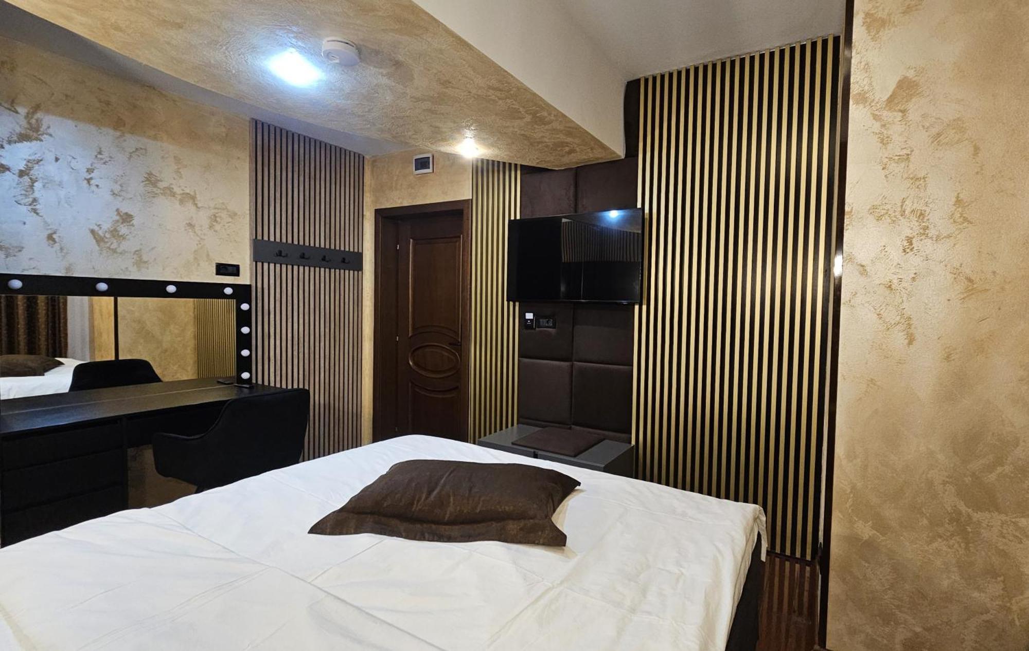 Simple Villa Rooms National Arena Self Check In ブカレスト エクステリア 写真